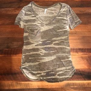 Camo Vneck T-shirt!